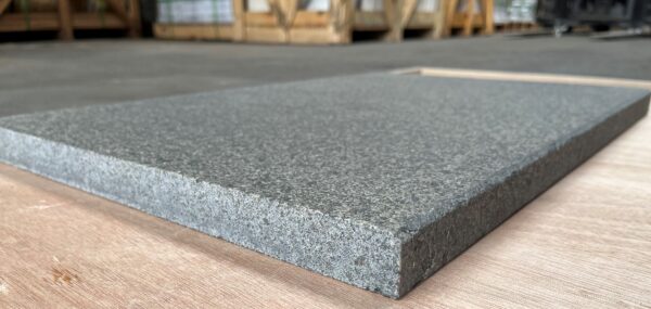 Granite Maha Black Bevel 400x600x30mm and 400x800x30mm
