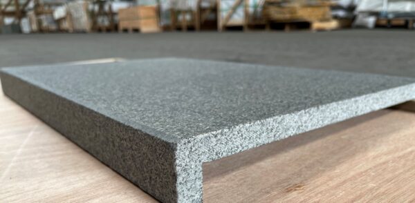 Granite Maha Black Drop Face 400x600x20_50mm and 400x800x20_50mm