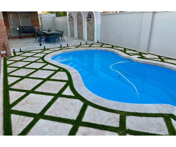 TUSCAN-PREMIUM-UNFILLED-TUMBLED-TRAVERTINE_RMS-TRADERS_NATURAL-STONE-PAVERS-POOL-COPING-SUPPLIER-MELBOURNE-1.jpeg
